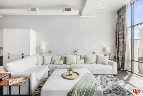 9Th, LOS ANGELES, CA 90015