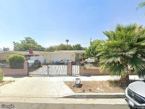 Montford, PACOIMA, CA 91331