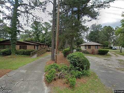 Pine Ct, SOUTHERN PINES, NC 28387