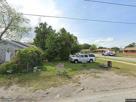 18Th, PALATKA, FL 32177