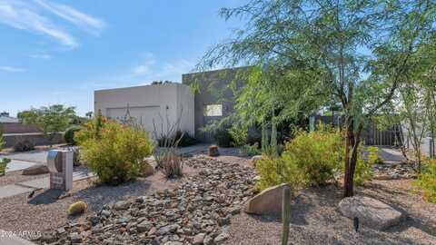 6840 N 13TH Place, Phoenix, AZ 85014