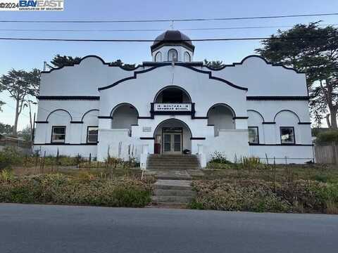 496 6Th St, Montara, CA 94037