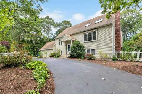 25 Wohelo Drive, North Falmouth, MA 02556