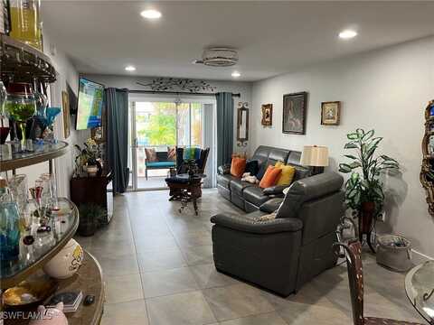 321 Cape Coral Parkway W unit: 103, Cape Coral, FL 33914
