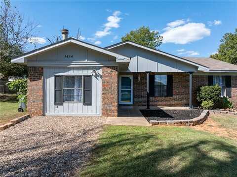 1414 12th CIR, Barling, AR 72923