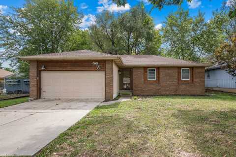 4534 W La Siesta Street, Springfield, MO 65802