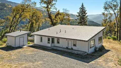 1499 Lower Sabertooth Road, Blue Lake, CA 95525