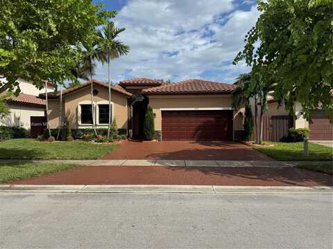 3517 SE 4th St, Homestead, FL 33033