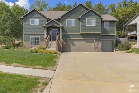 5020 Shadowridge Drive, Manhattan, KS 66503