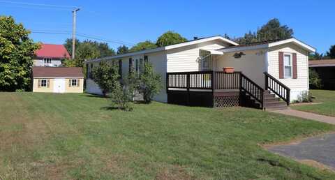 16 Sandpiper Path, North Hampton, NH 03862