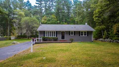 2 Woodland Rd, Acushnet, MA 02743