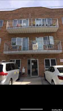 147-30 Barclay Avenue, Flushing, NY 11355