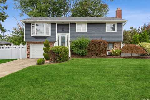 1 W 16th Street, Deer Park, NY 11729