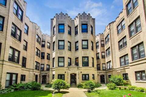 7072 N Wolcott Avenue, Chicago, IL 60626