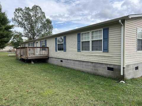 134 Sunny Hill Road, Masontown, WV 26542