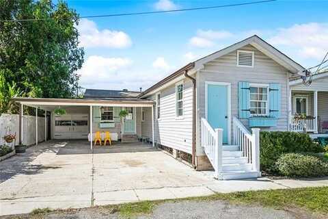 532 ESTEBAN Street, Arabi, LA 70032