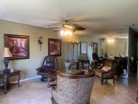 29 Lake Vista Trail, Port Saint Lucie, FL 34952