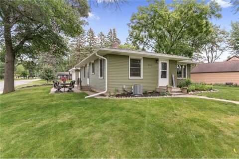 228 8th Avenue N, Sauk Rapids, MN 56379