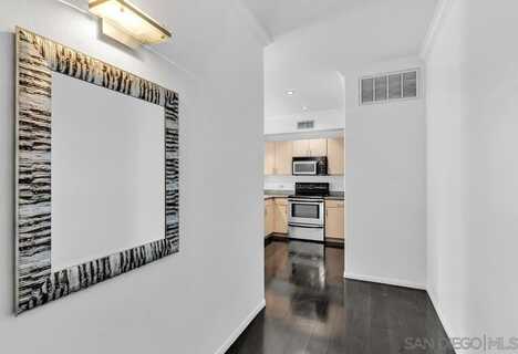 1642 7th Ave, San Diego, CA 92101