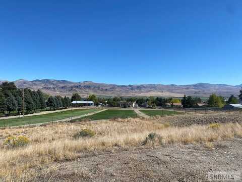 811 S 7th Street, Challis, ID 83226