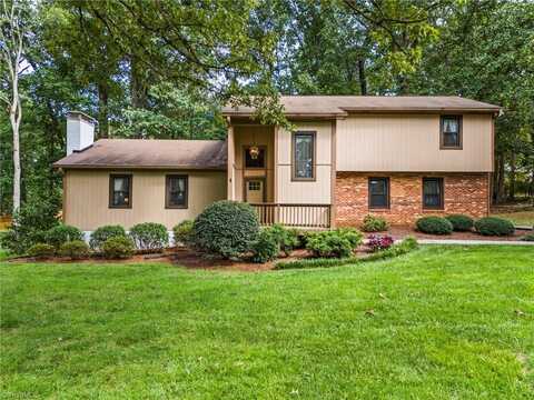 3047 Forest Line Drive, Clemmons, NC 27012