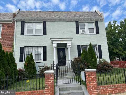 1424 HOLBROOK STREET NE, WASHINGTON, DC 20002