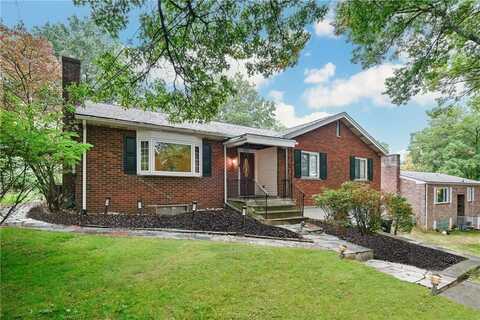 10 Hearthstone Dr, Penn Hills, PA 15235