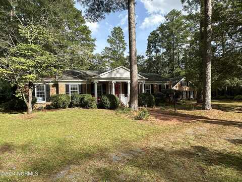 12521 Bag Pipe Lane, Laurinburg, NC 28352