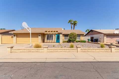 560 W KIOWA Avenue, Mesa, AZ 85210