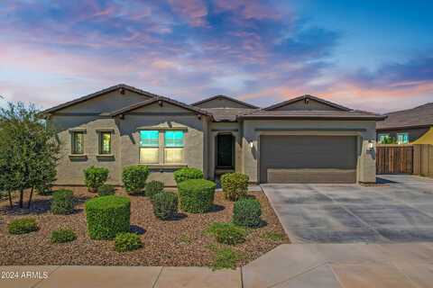 40548 N BARRED Place, San Tan Valley, AZ 85140