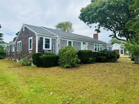 24 Shore Road, West Dennis, MA 02670