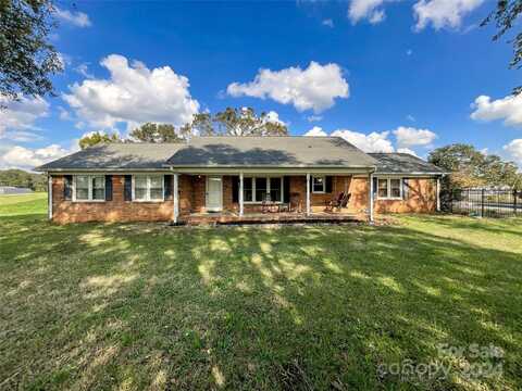 4523 Belk Mill Road, Monroe, NC 28112