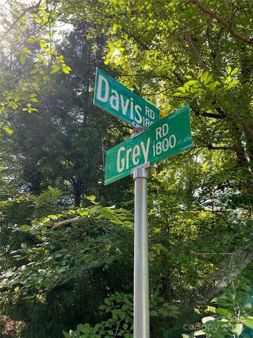 1917 Davis Road, Davidson, NC 28036