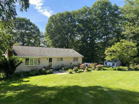 23 Button Road, Shelton, CT 06484