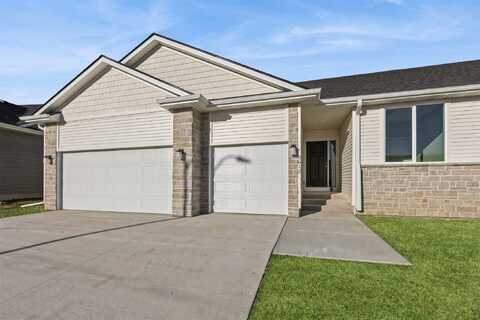 5612 NE Creek Ridge Drive, Ankeny, IA 50021