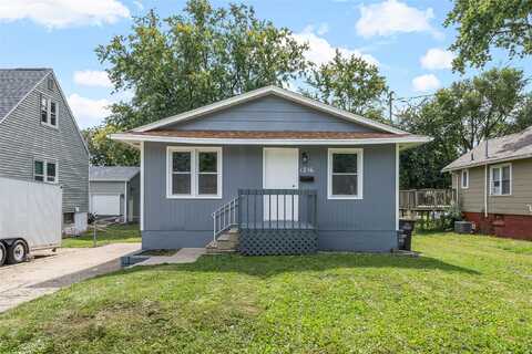 1216 West Street, Des Moines, IA 50315