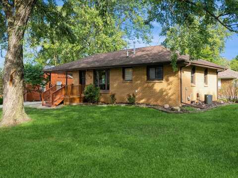 500 W Jackson Avenue, Indianola, IA 50125