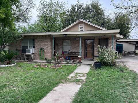 810 W 4th, Del Rio, TX 78840