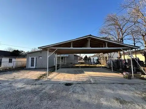 611 E Garza, Del Rio, TX 78840