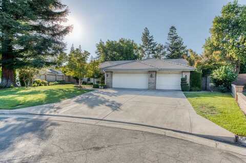 5455 Lafayette Avenue N, Fresno, CA 93711