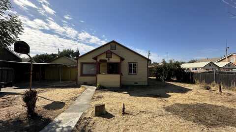 512 Stanislaus Street E, Avenal, CA 93204