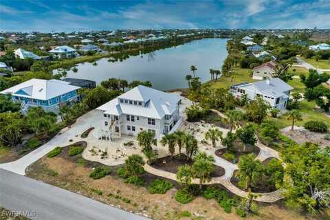 517 Lake Murex Circle, Sanibel, FL 33957