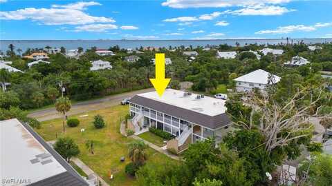 561 Periwinkle Way, SANIBEL, FL 33957