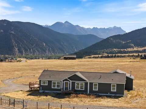 106 Buffalo Trail, Livingston, MT 59047