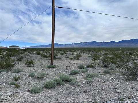 2380 E Roadrunner Road, Pahrump, NV 89060