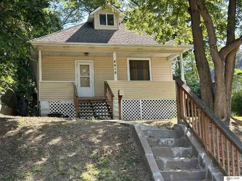 4419 N 39th Street, Omaha, NE 68111