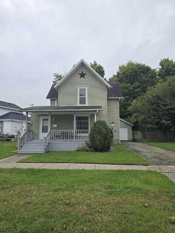 27 E Jefferson Street, Quincy, MI 49082