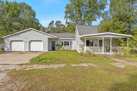 847 N Hemlock Street, Evart, MI 49631