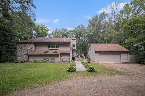 2650 Bader Road, Horton, MI 49246