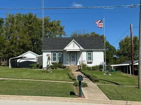 608 Summit Summit Street, Cabool, MO 65689